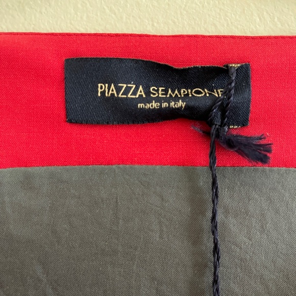 Elegant Red Dress - Picture 3 of 5